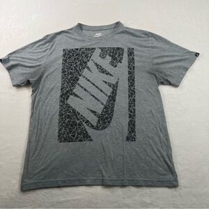 Nike Gray Men's or Women’s T-Shirt size XL